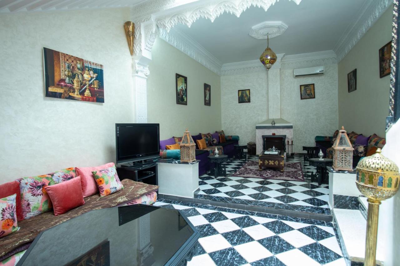 Charming Moroccan Riad 3 Bedroom With Pool And Terrace Marakeş Dış mekan fotoğraf